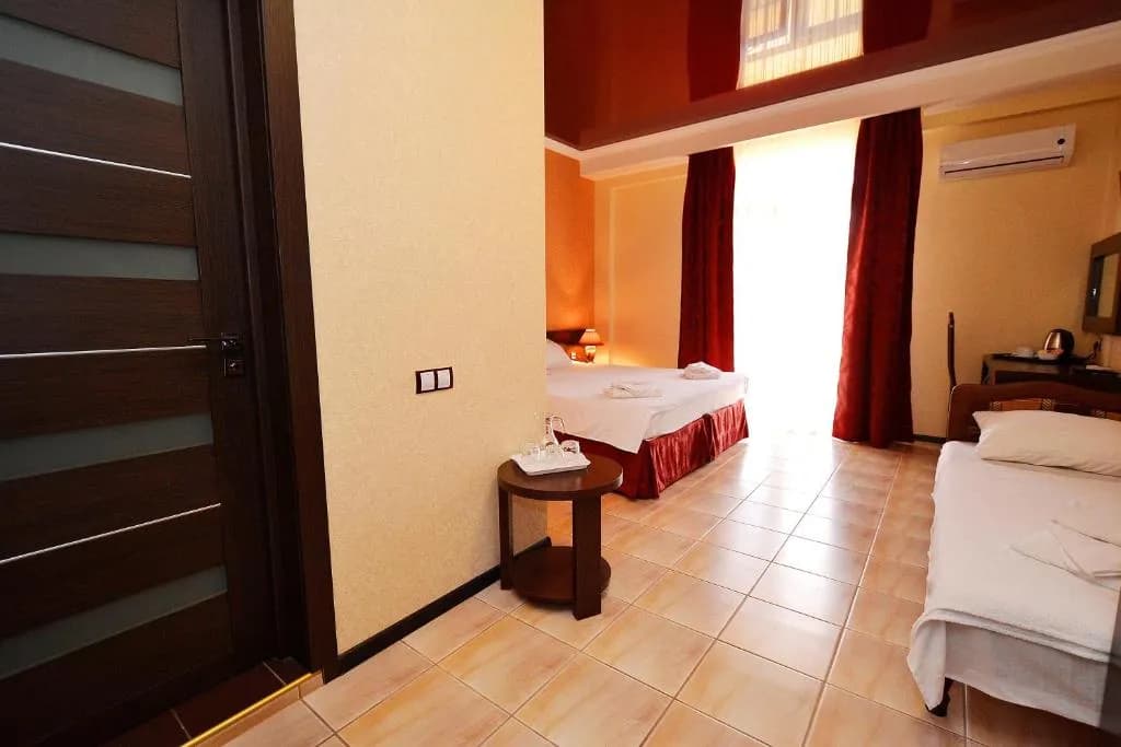 Фотографии тура: Гостевой дом “Acropolise Palace”, Кабардинка