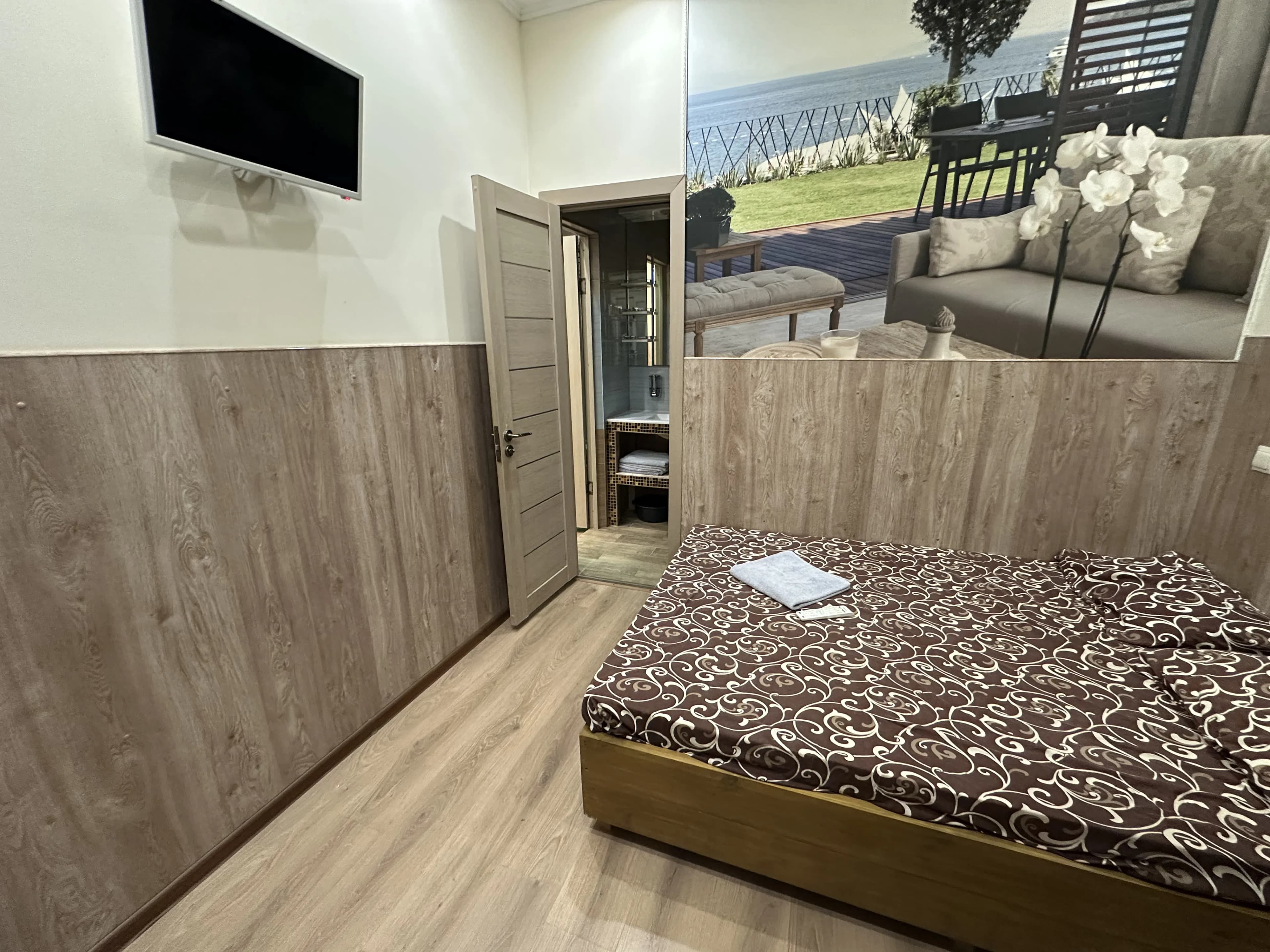 Фотографии тура: Гостевой дом "Террасы у моря", Геленджик