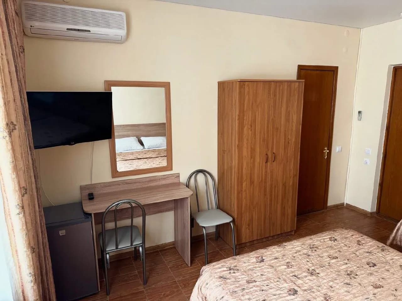 Фотографии тура: Гостевой дом “Золотой клён”, Витязево