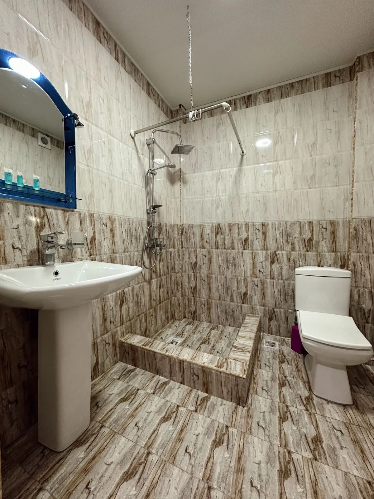 Тур в Кобулети, Грузия - Отель Palito palace из Минска, Гомеля, Жлобина, Бобруйска