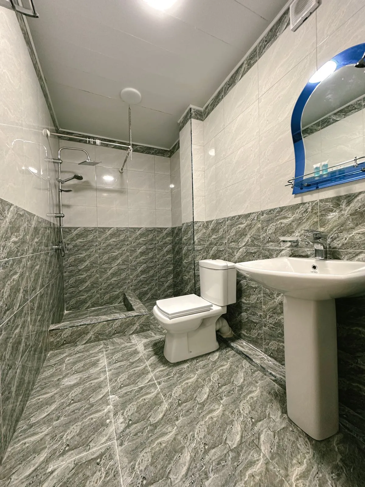 Тур в Кобулети, Грузия - Отель Palito palace из Минска, Гомеля, Жлобина, Бобруйска